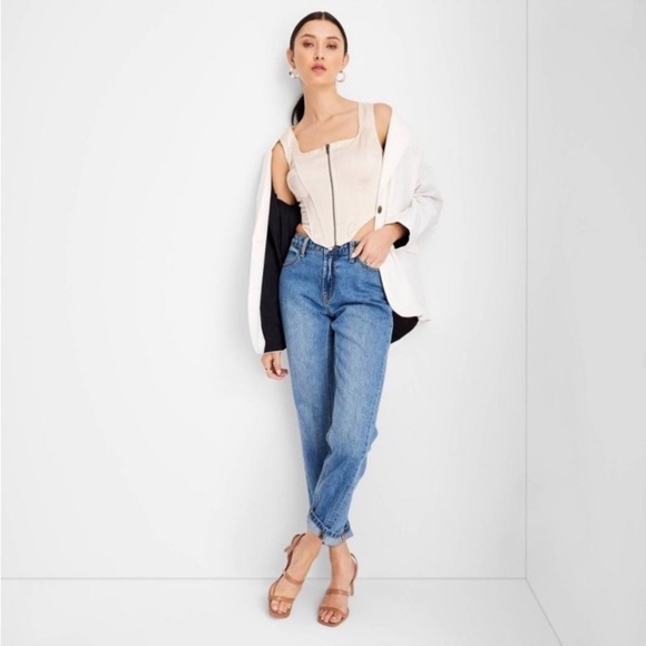 FUTURE COLLECTIVE Kahlana
Barfield Brown Women's Zip-Front
Bustier - Picture 5 of 7